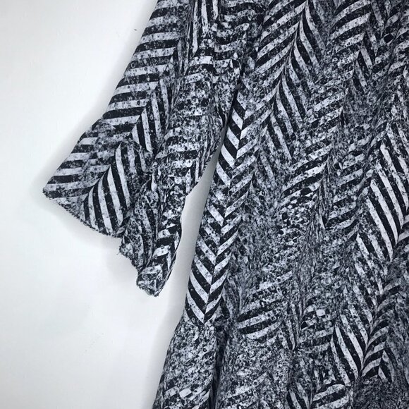 Kensie 3/4 Sleeve Summer Weight Poly - Picture 3 of 9